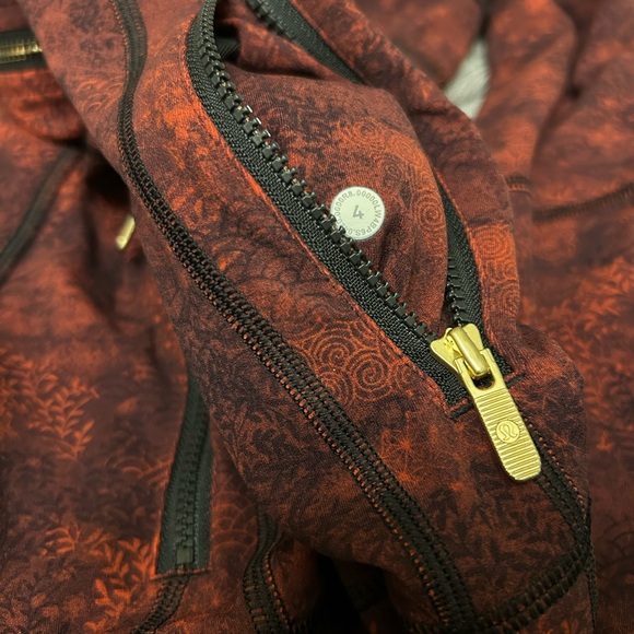 Jacket nwot lululemon Chinese red lunar new year define 4 - Picture 6 of 6